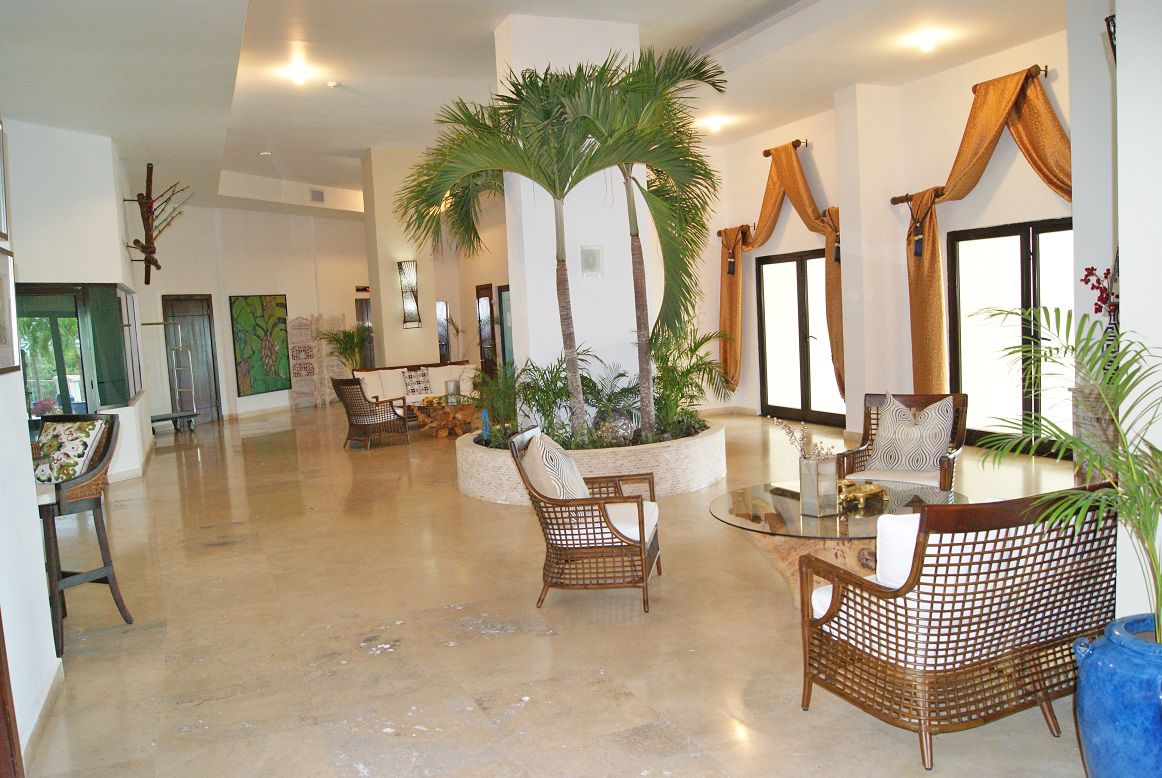 New property listed in Las Olas, Vista Mar Resort